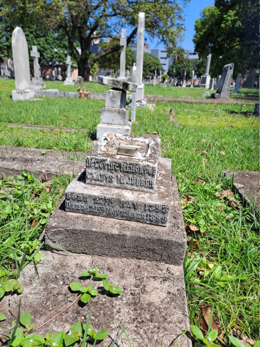 JUBBER Gladys M. 1898-1899