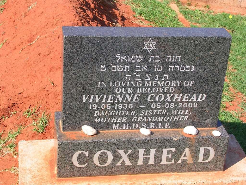 COXHEAD Vivienne 1936-2009