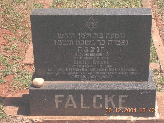 FALCKE Gertie - 1986