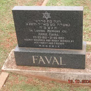 FAVAL Annie 1912-1992