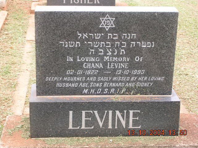 LEVINE Chana 1922-1993