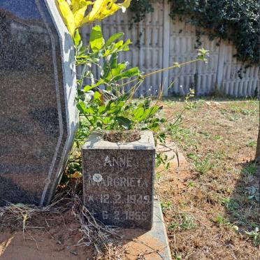 ? Lourens Johannes 1951-1995 :: ? Margrieta Anne 1949-1955 _2