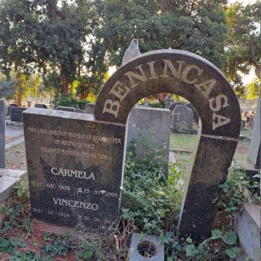 BENINCASA Vincenzo 1924-200? & Carmela 1926-1995