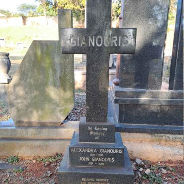 GIANOURIS John 1924-2000 & Alexandra 1931-1991