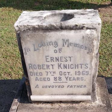 KNIGHTS Ernest Robert -1969 :: DAVIDSON Alice 1912-1993