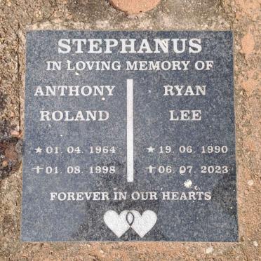 STEPHANUS Anthony Roland 1964-1998 :: STEPHANUS Ryan Lee 1990-2023
