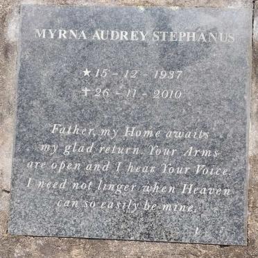 STEPHANUS Myrna Audrey 1937-2010