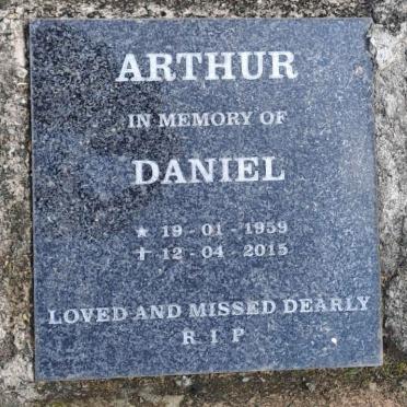 ARTHUR Daniel 1959-2015