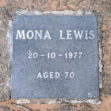 LEWIS Mona -1977
