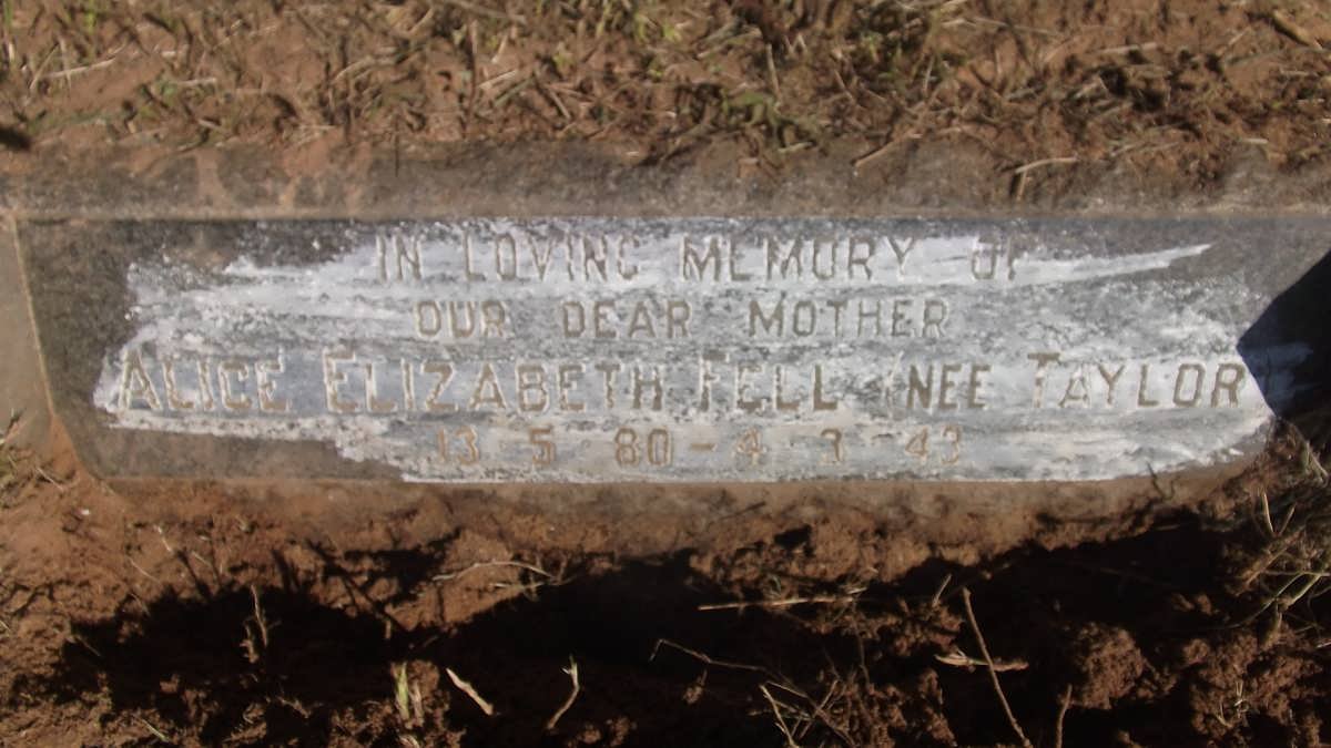 FELL Alice Elizabeth nee TAYLOR 1880-1942 :: FELL Frederick William 1881-1973 :: FELL Doreen 1902-1982