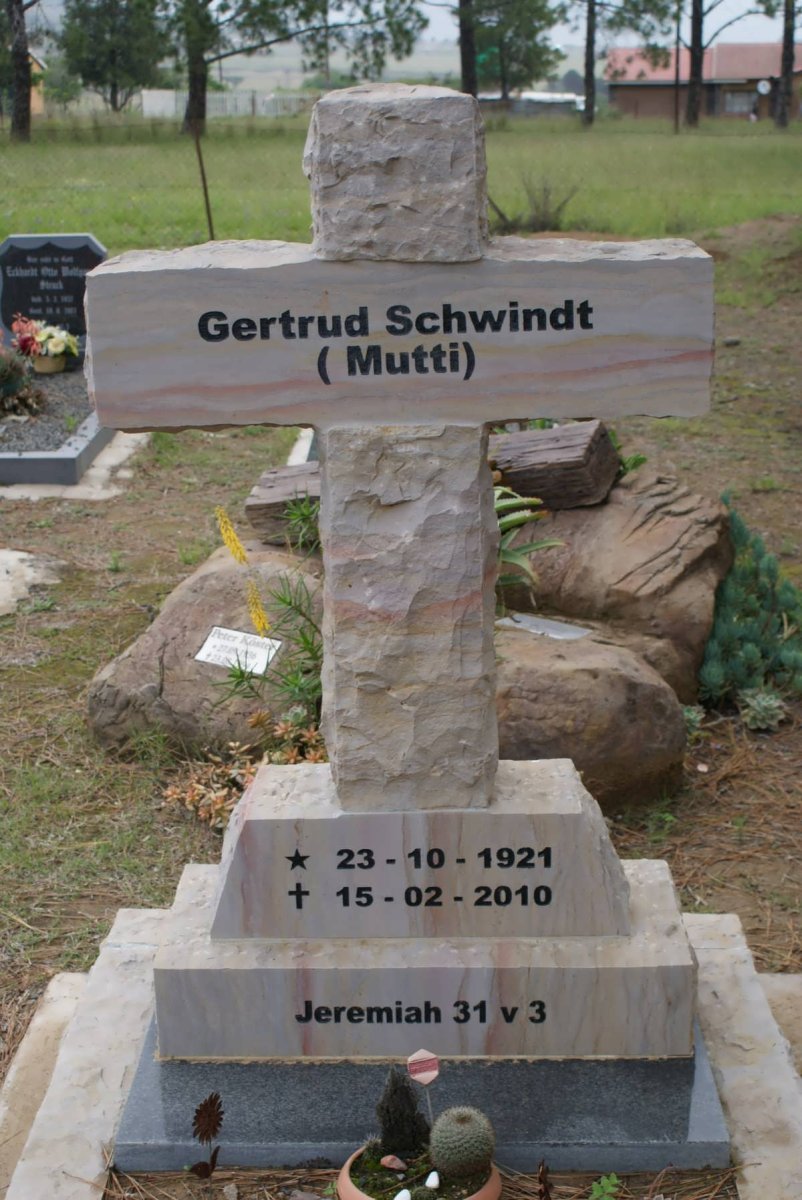 SCHWINDT Gertrud 1921-2010