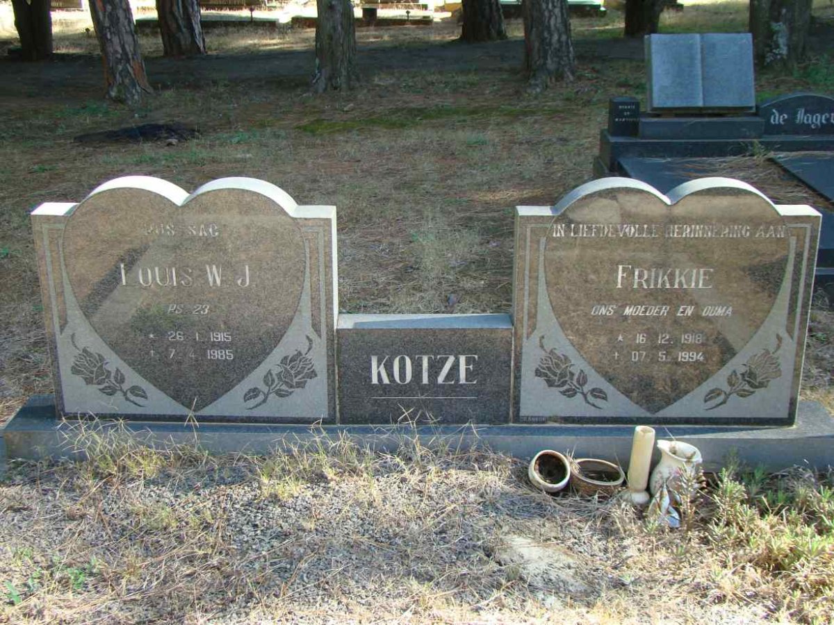 KOTZE Louis W.J. 1915-1985 &amp; Frikkie 1918-1994