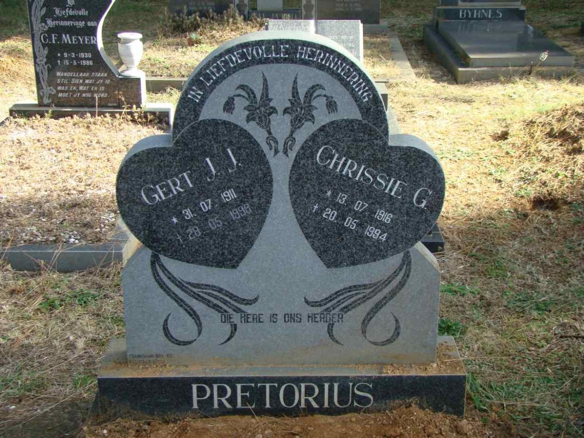 PRETORIUS Gert J.J. 1911-1998 &amp; Chrissie G. 1916-1994