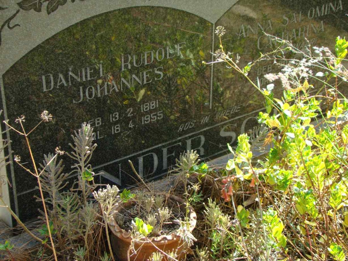 SCHYFF Daniel Rudolf Johannes, van der 1881-1955 &amp; Anna Salomina Catharina MINNAAR 1897-1964