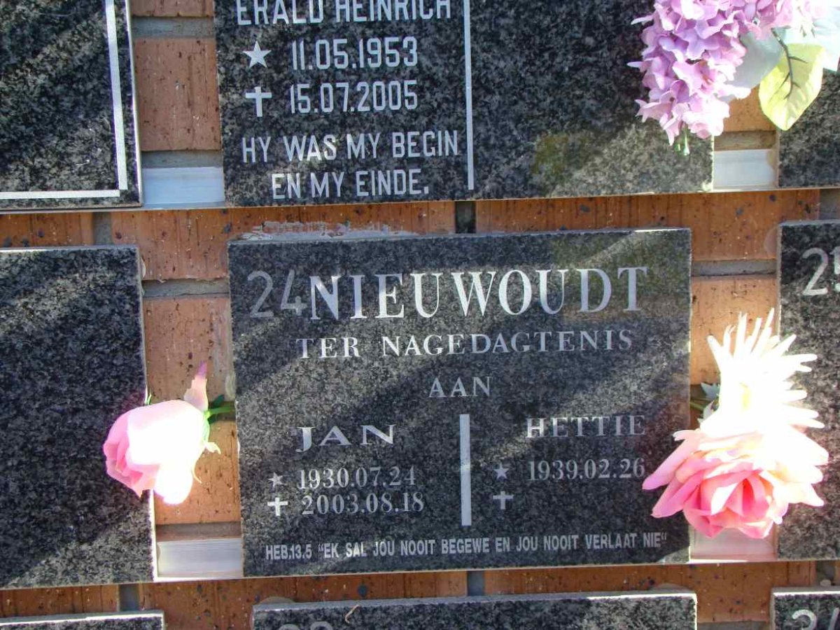 NIEUWOUDT Jan 1930-2003 &amp; Hettie 1939-