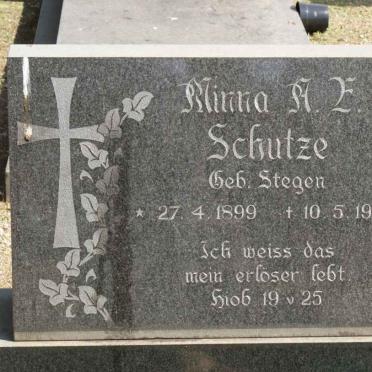 SCHUTZE Minna A.E. nee STEGEN 1899-1985