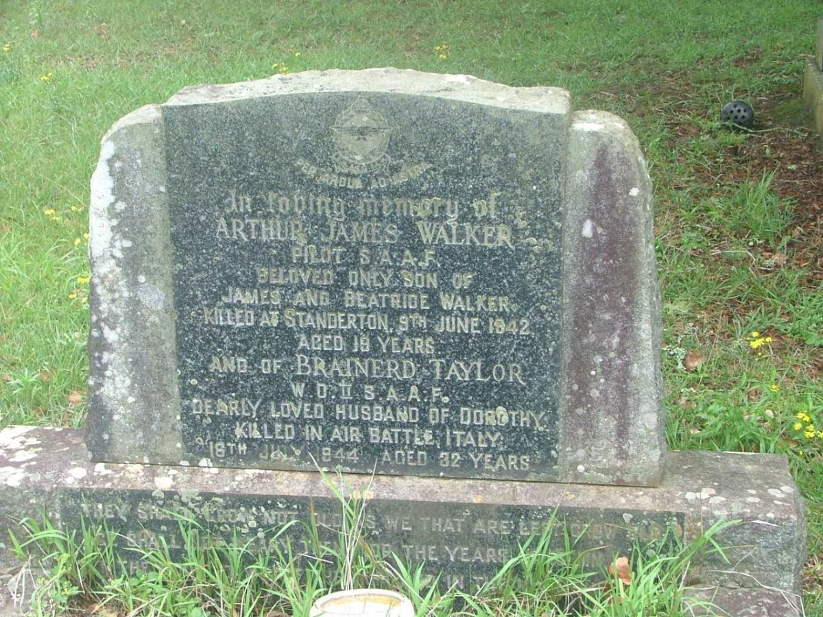WALKER Arthur James  -1942 :: TAYLOR Brainerd   -1944