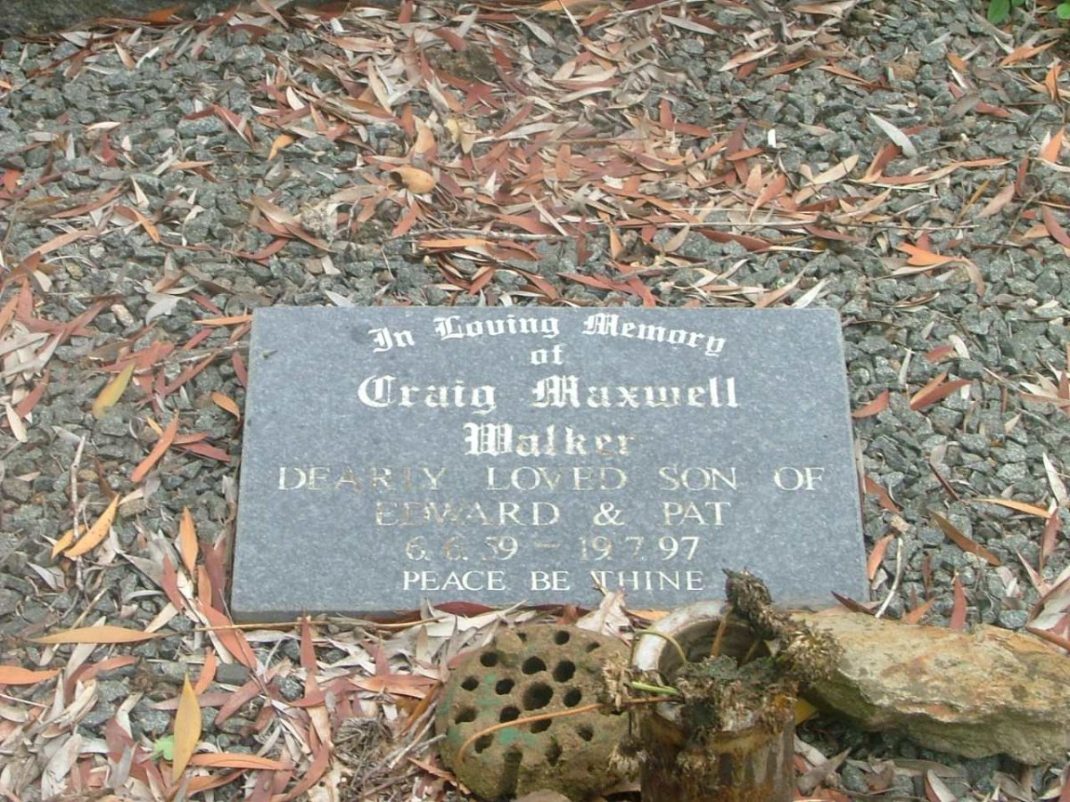 WALKER Craig Maxwell 1959-1997