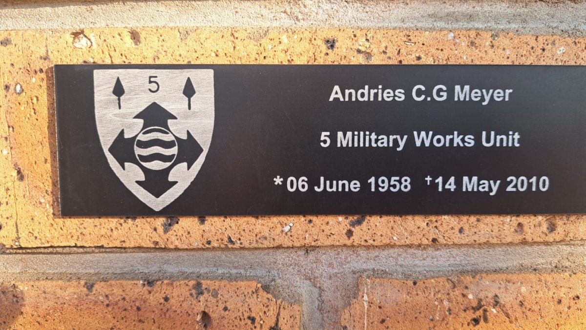 MEYER Andries C.G. 1958-2010