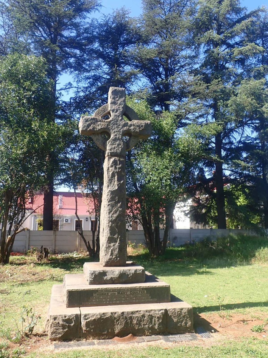 COULTER Thomas &amp; Mary