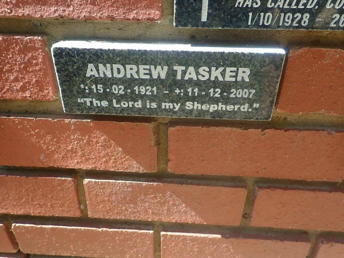 TASKER Andrew 1921-2007
