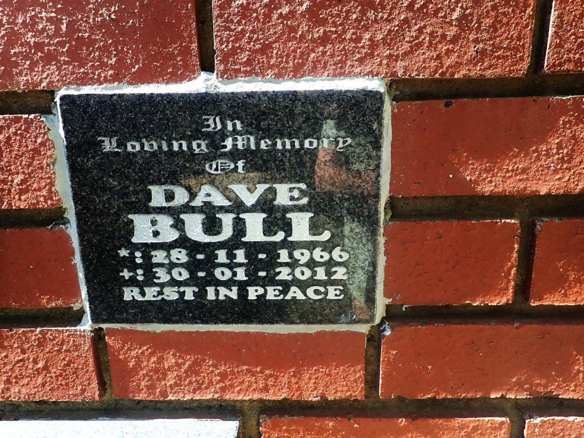 BULL Dave 1966-2012