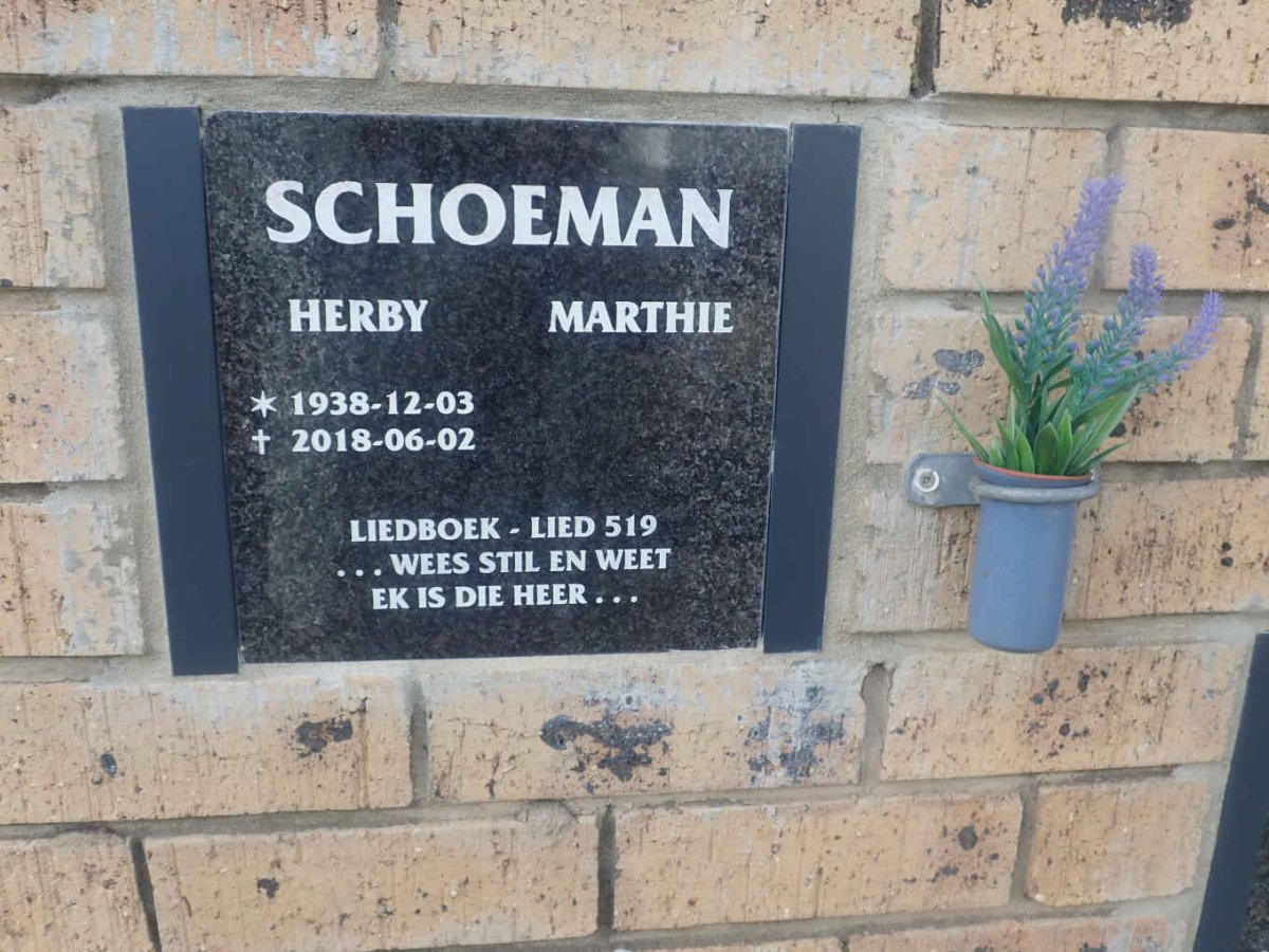 SCHOEMAN Herby 1938-2018 &amp; Marthie