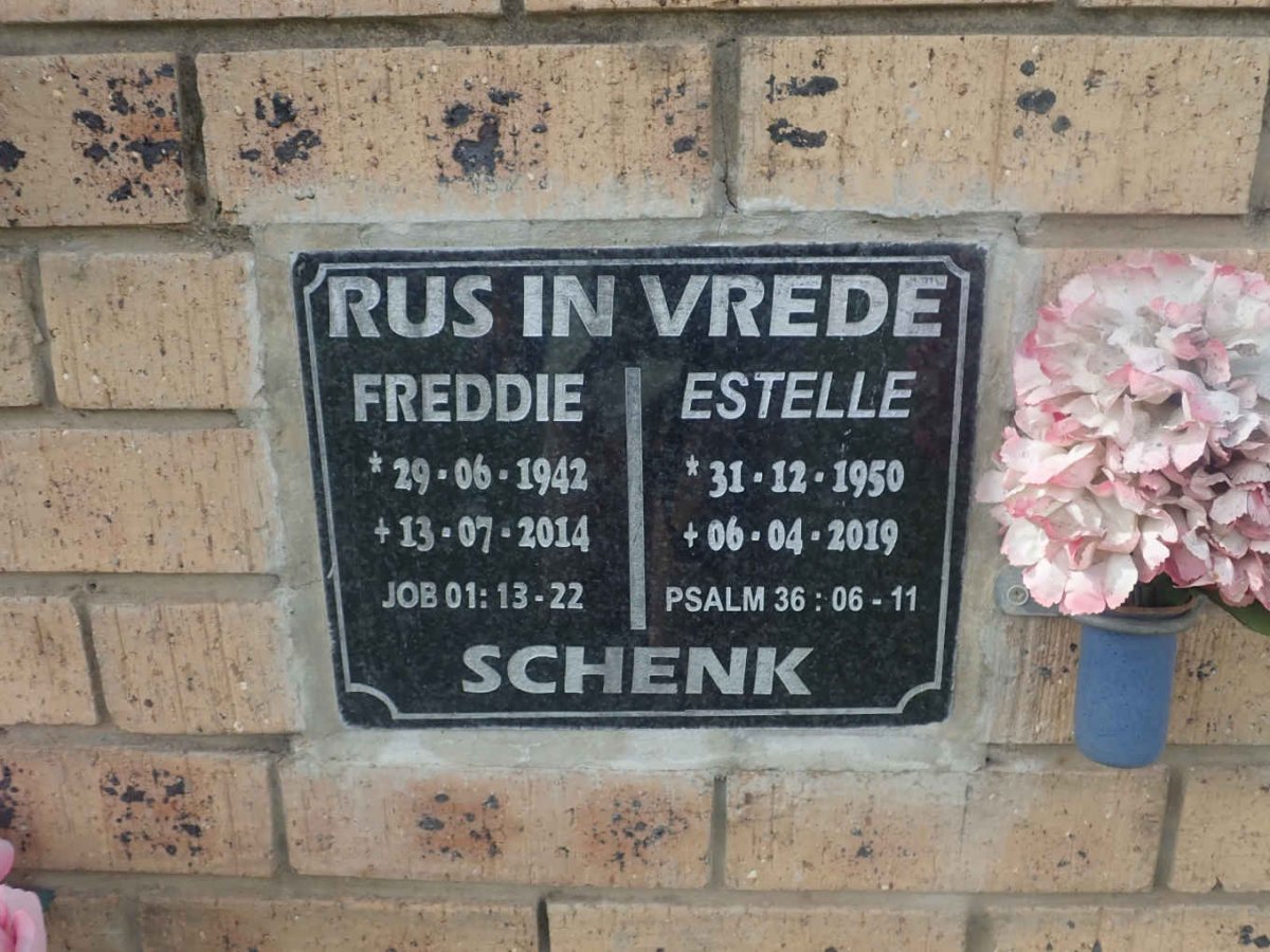 SCHENK Freddie 1942-2014 &amp; Estelle 1950-2019