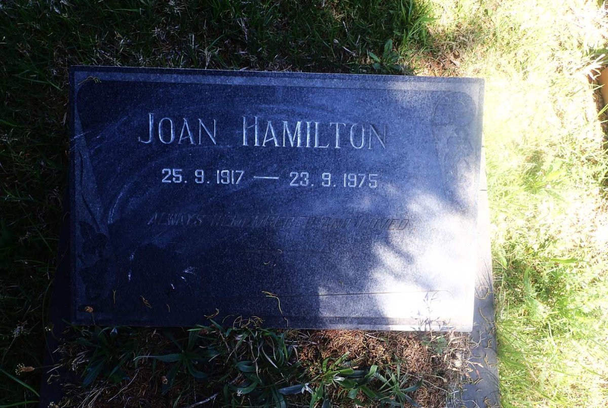 HAMILTON Joan 1917-1975