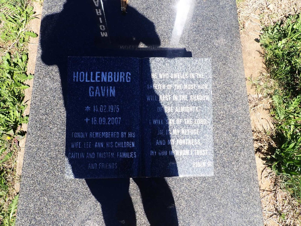 HOLLENBURG Gavin 1975-2007