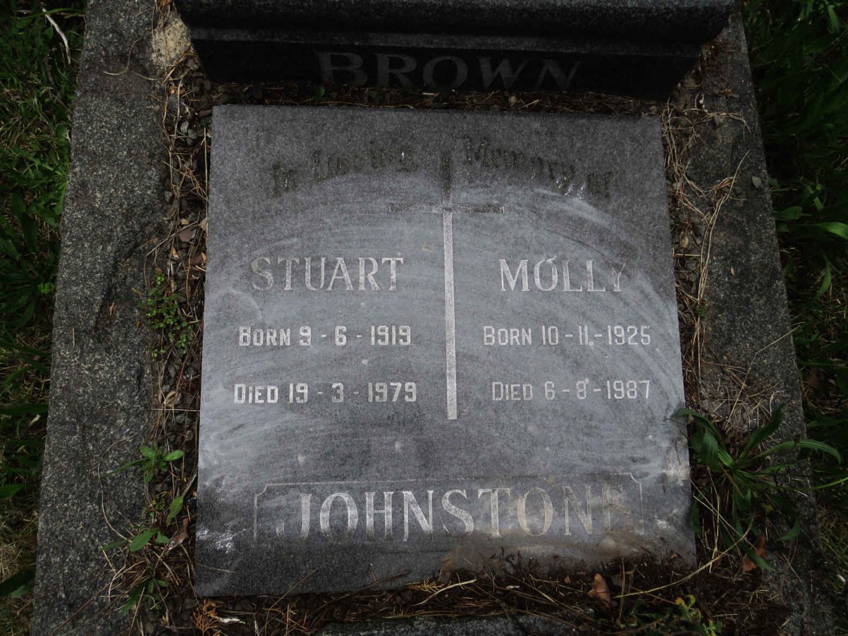 JOHNSTONE Stuart 1919-1979 &amp; Molly 1925-1987