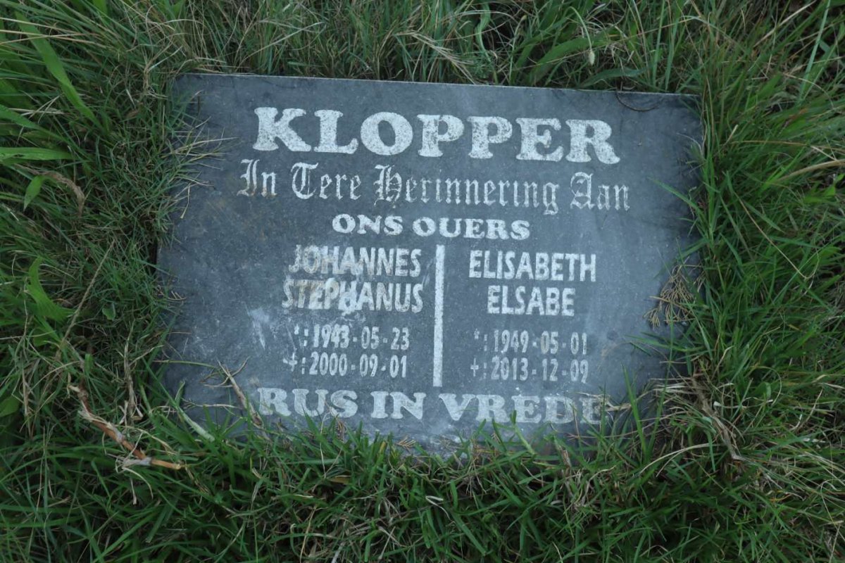 KLOPPER Johannes Stephanus 1943-2000 &amp; Elisabeth Elsabe 1949-2013
