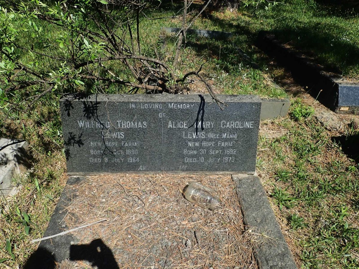 LEWIS Wilfred Thomas 1890-1964 &amp; Alice Mary Caroline MANN 1892-1973