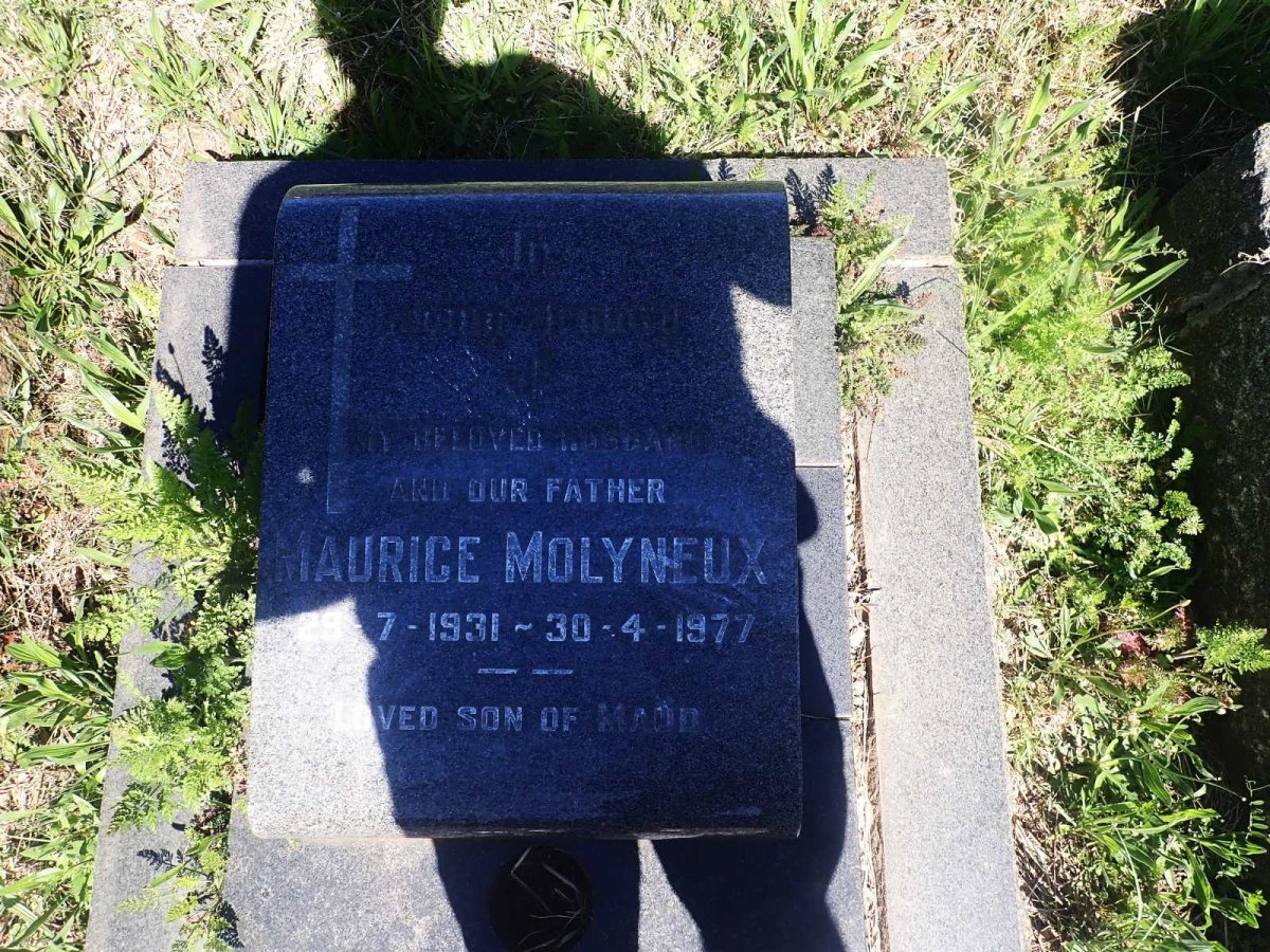 MOLYNEUX Maurice 1931-1977