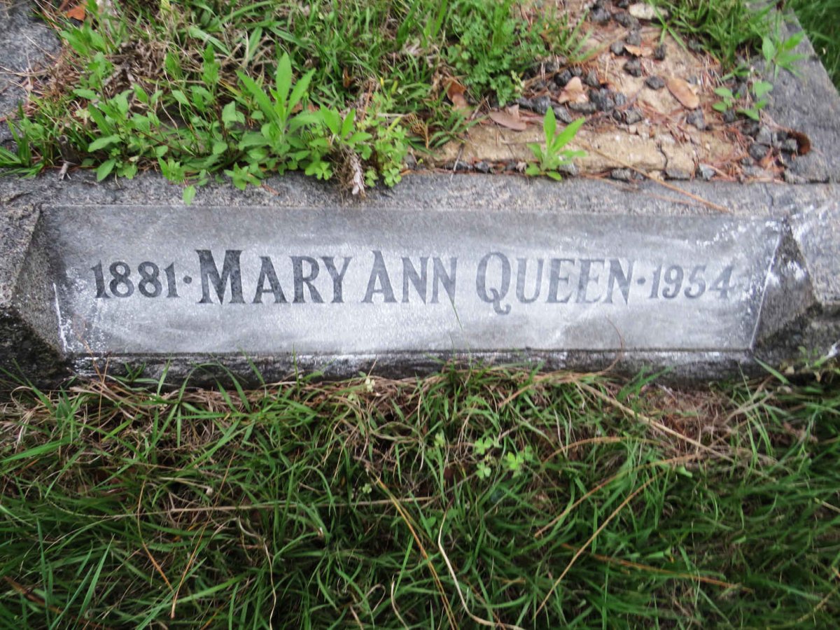 QUEEN Mary Ann 1881-1954