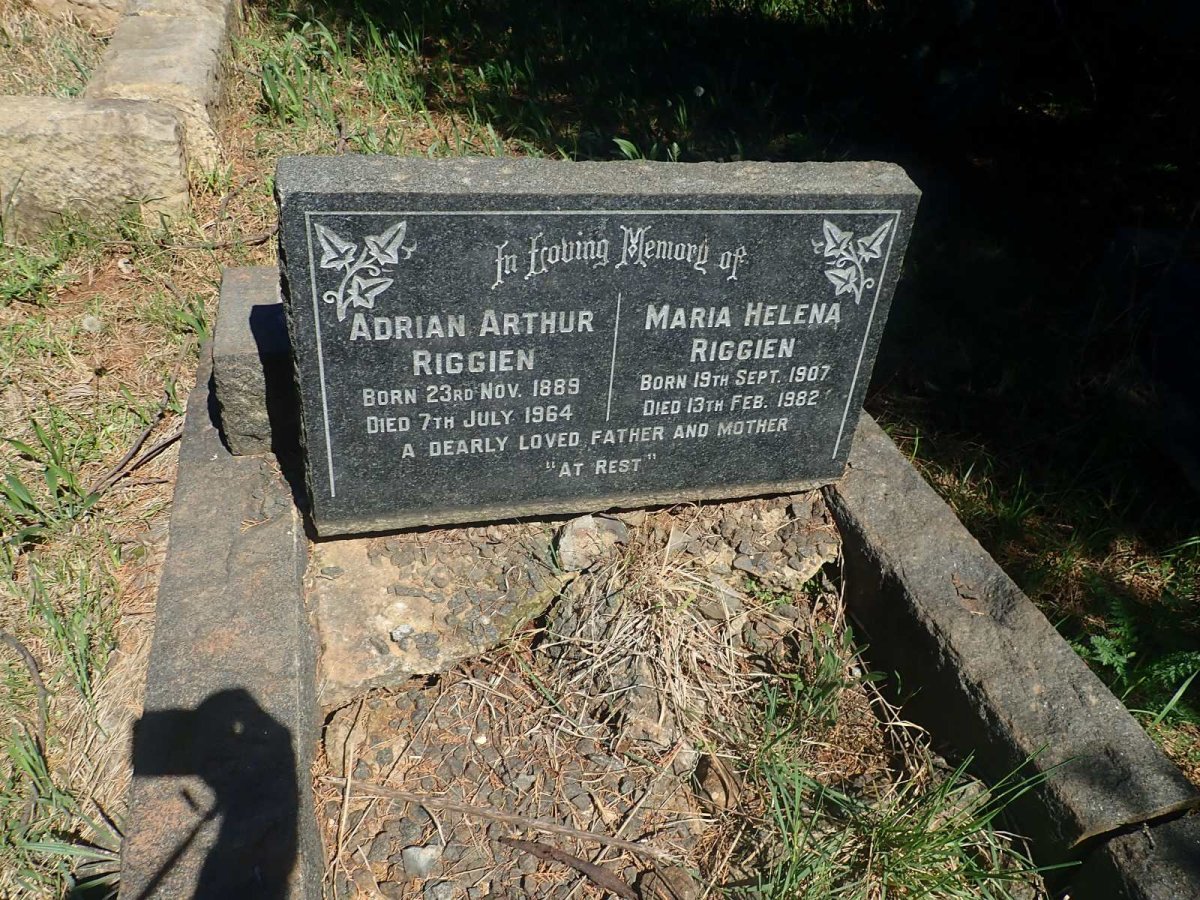 RIGGIEN Adrian Arthur 1889-1964 &amp; Maria Helena 1907-1982