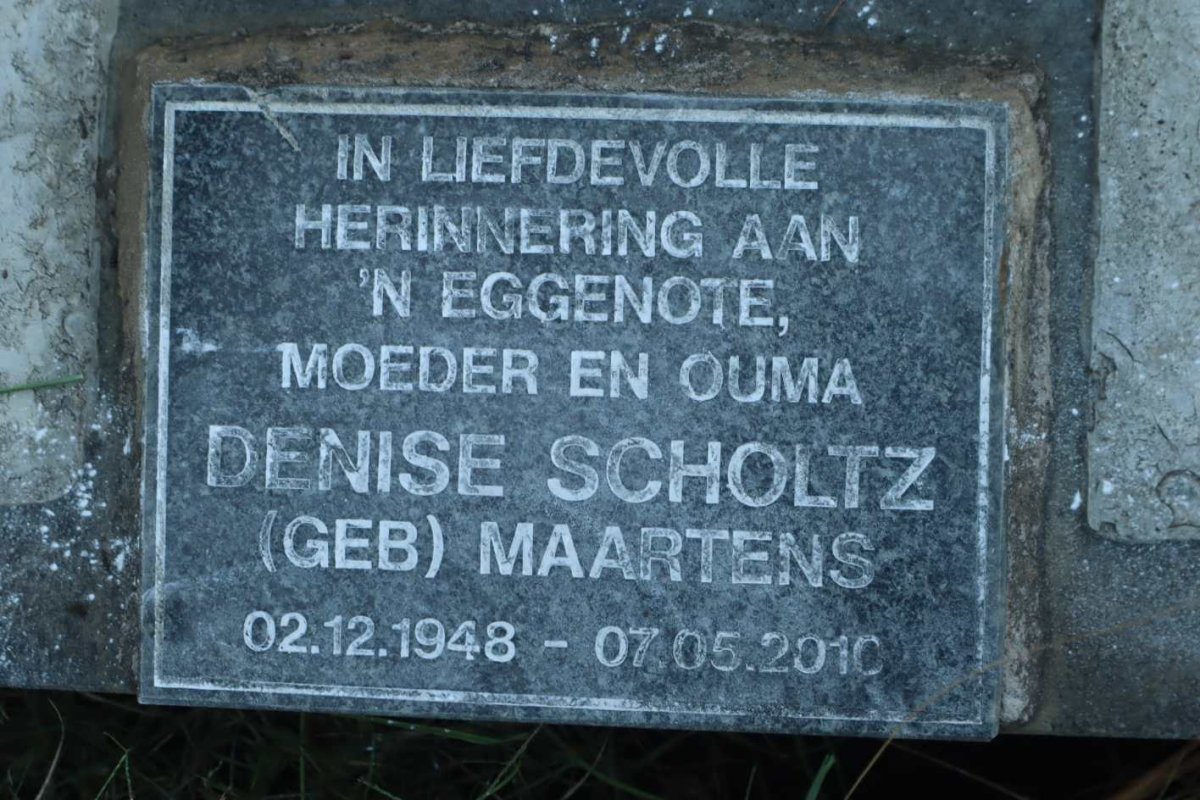 SCHOLTZ Denise nee MAARTENS 1948-2010
