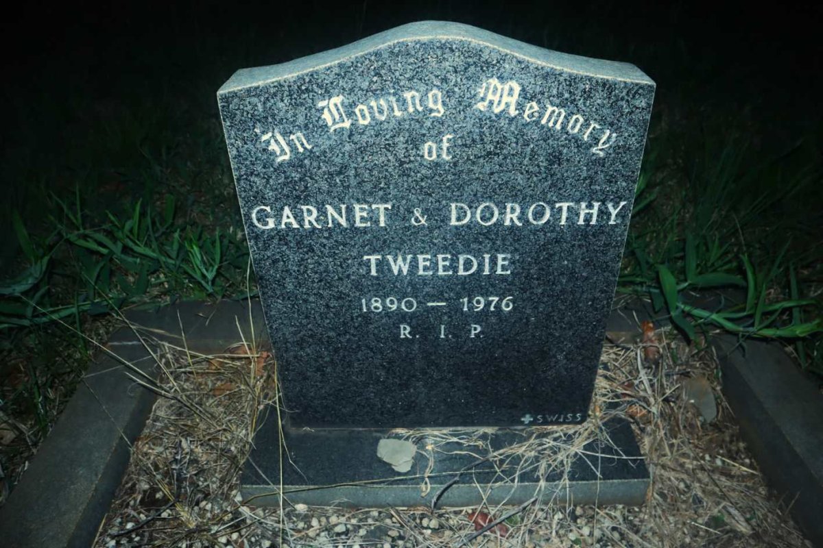TWEEDIE Garnet &amp; Dorothy 1890-1976