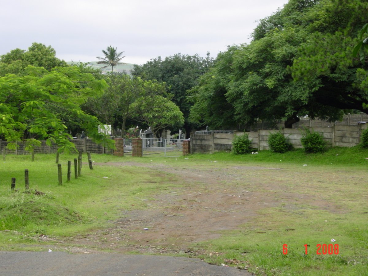 1. Entrance to Kwa Dukuza cemetery