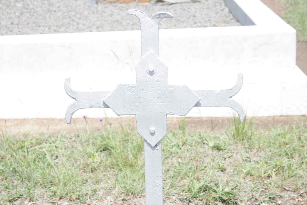 HUNT J. -1900