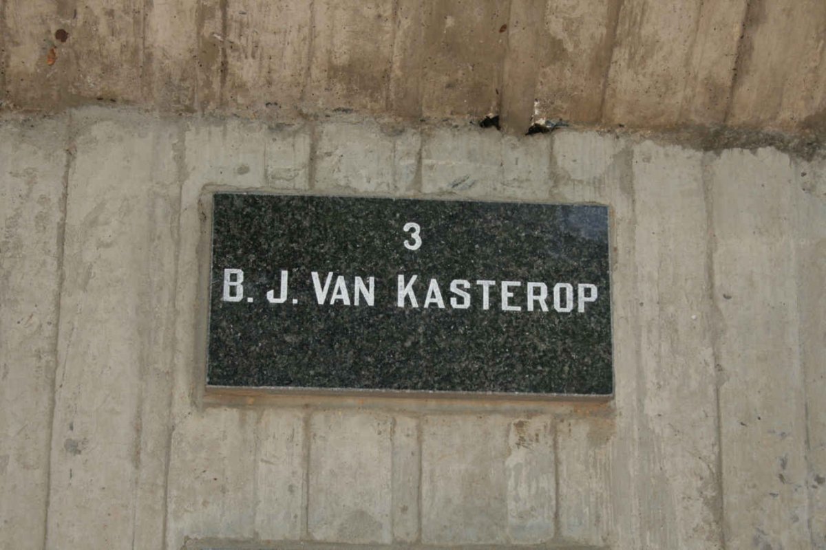 KASTEROP B.J., van