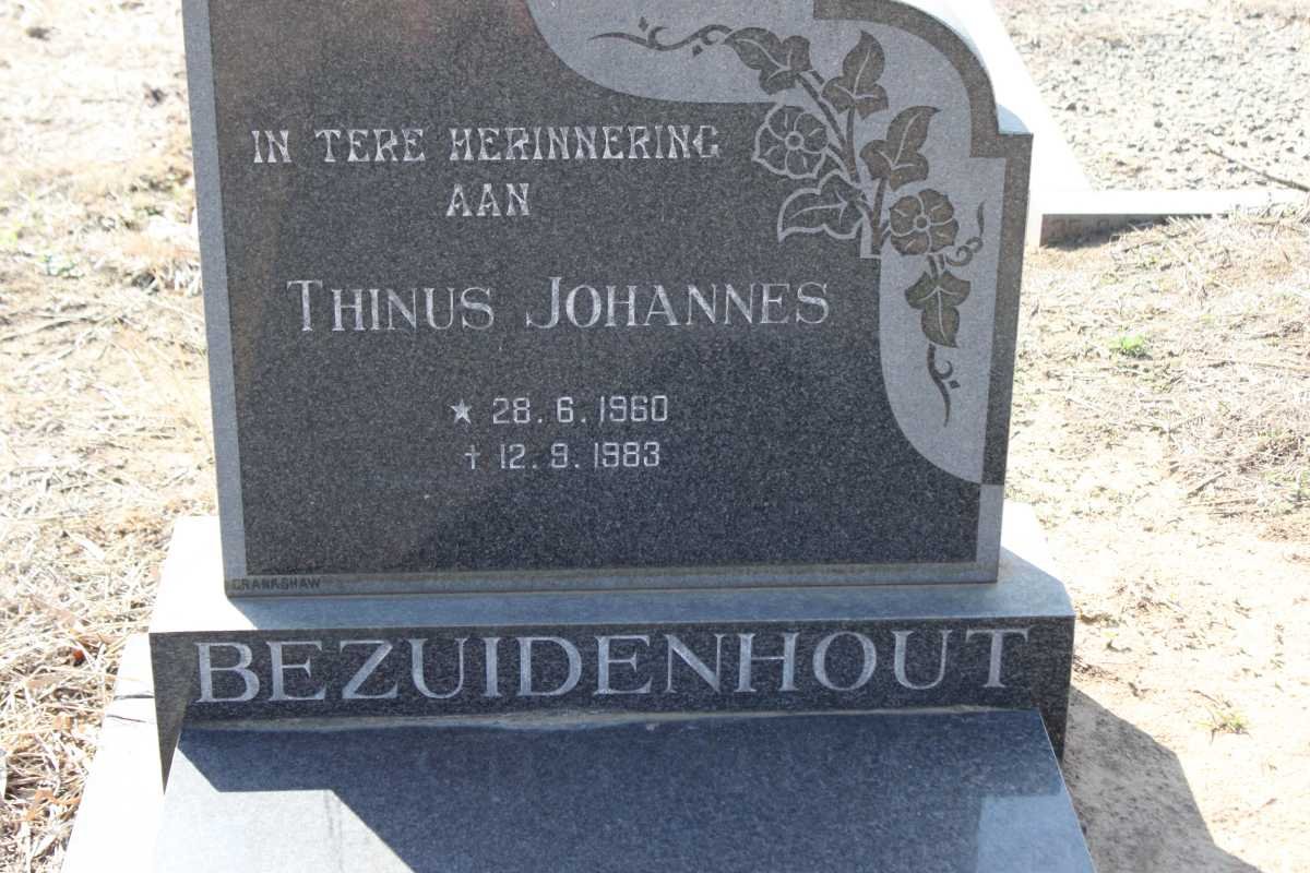 BEZUIDENHOUT Thinus Johannes 1960-1983
