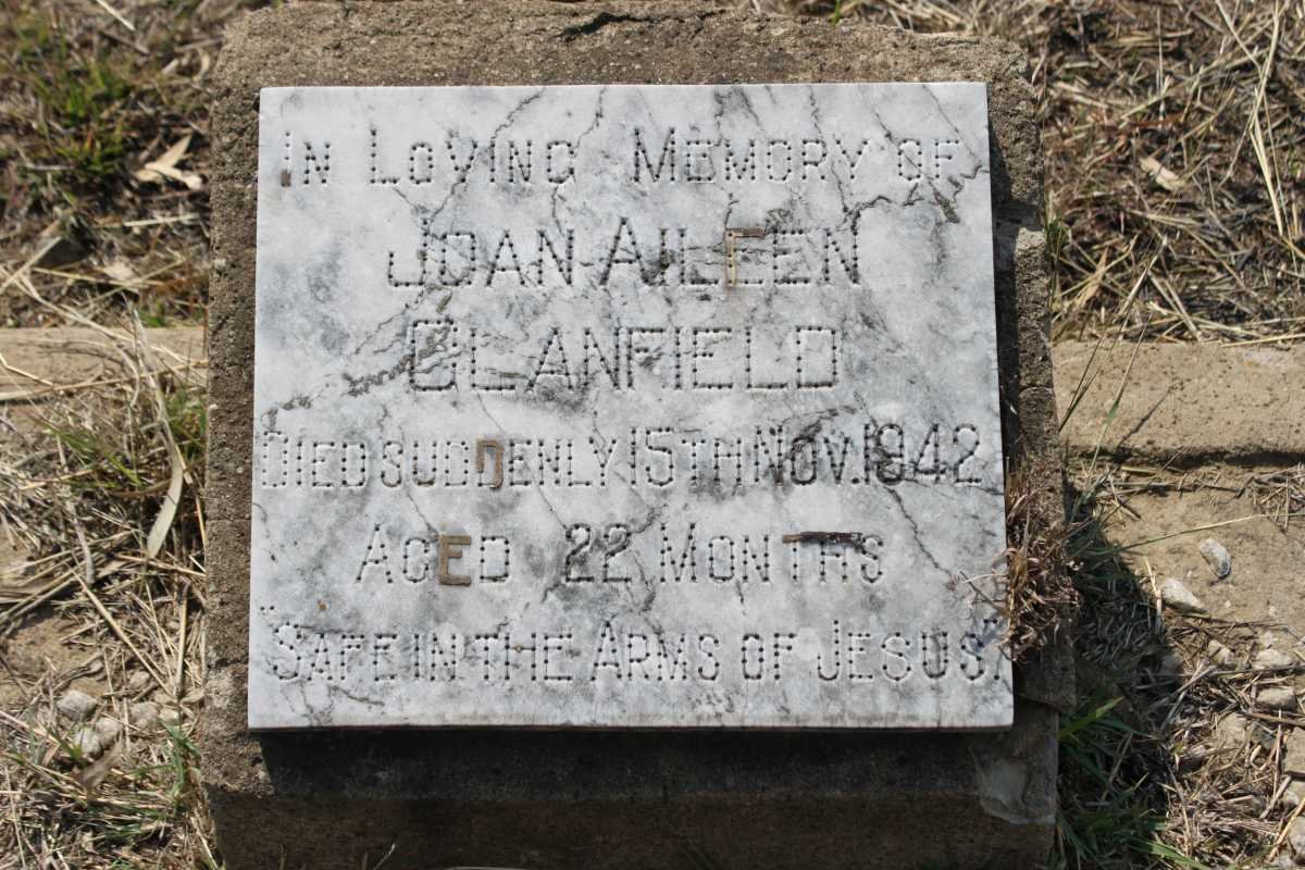 CLANFIELD Joan Aileen -1942