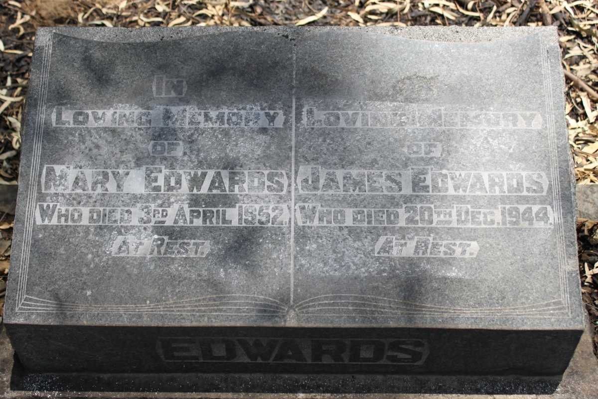 EDWARDS James -1944 &amp; Mary -1952