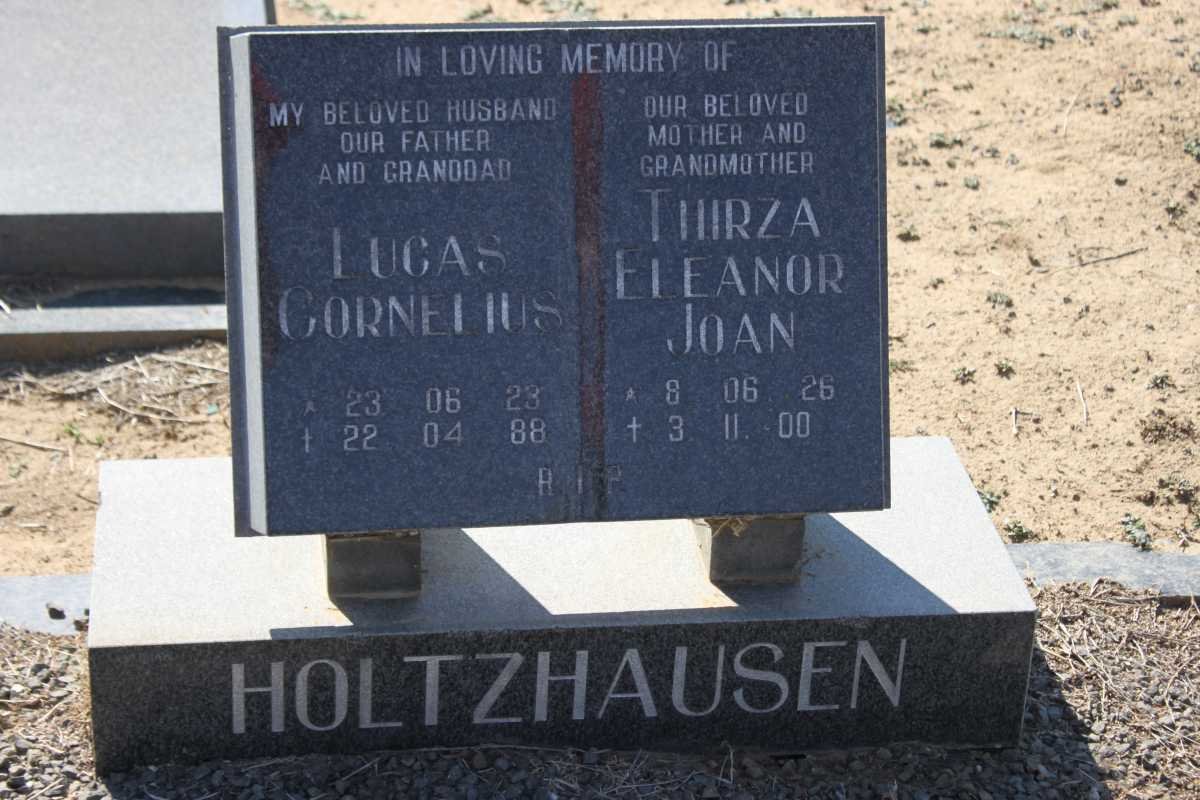 HOLTZHAUSEN Lucas Cornelius 1923-1988 &amp; Thirza Eleanor Joan 1926-2000
