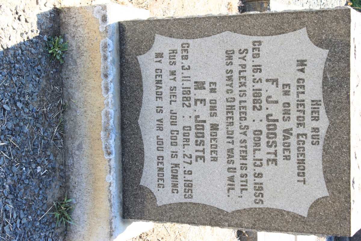 JOOSTE F.J. 1882-1955 &amp; M.E. 1882-1959