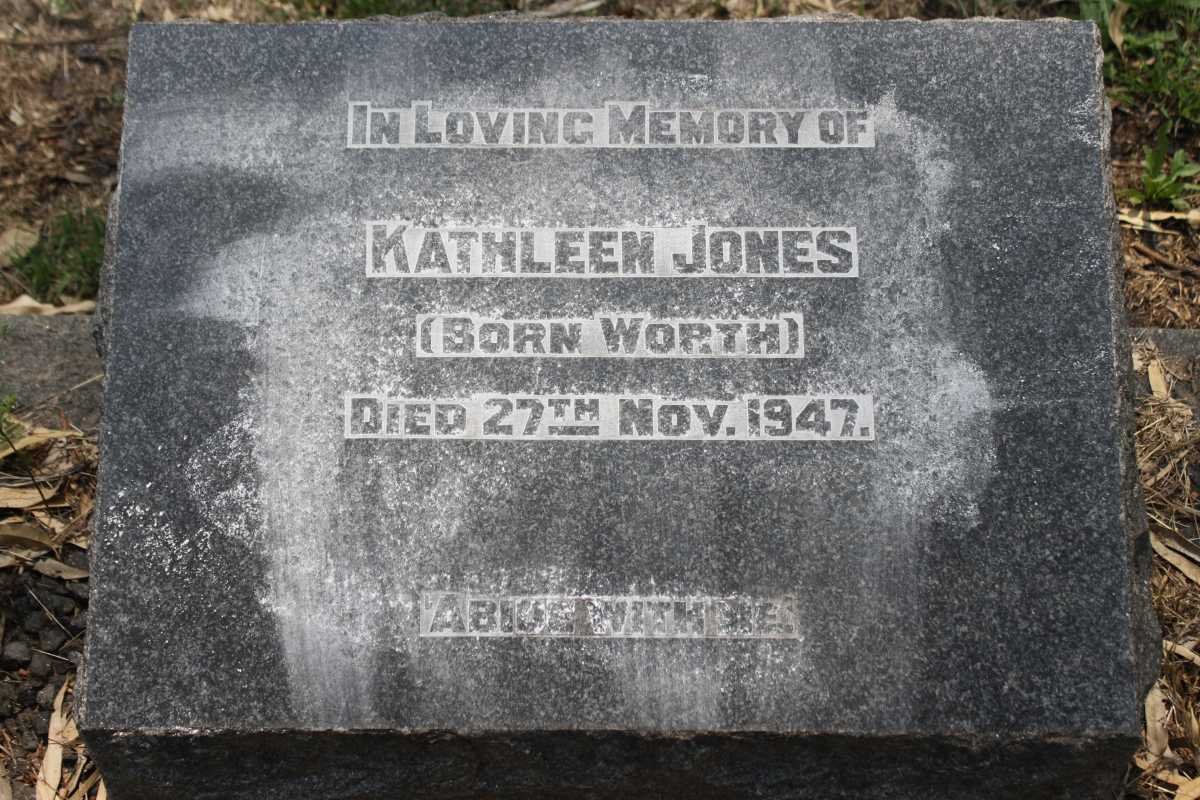 JONES Kathleen nee WORTH  -1947