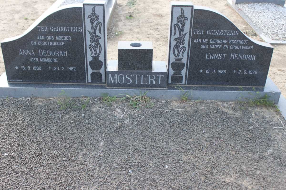MOSTERT Ernst Hendrik 1896-1978 &amp; Anna Deborah MOMBERG 1900-1982