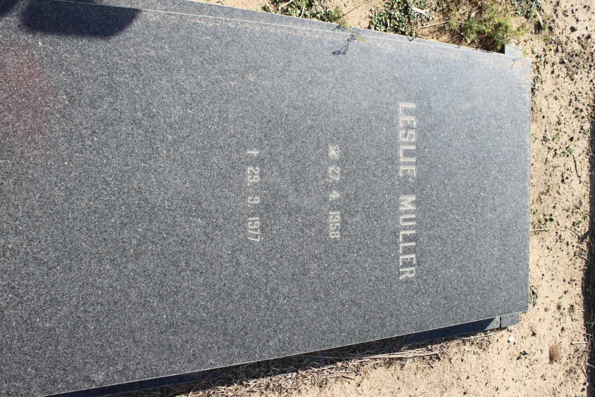 MULLER Leslie 1958-1977