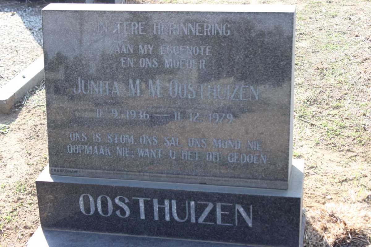 OOSTHUIZEN Junita M.M. 1936-1979